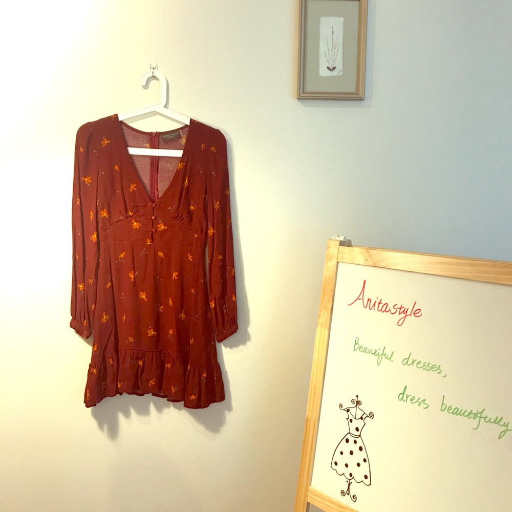 Deep-V neck floral long sleeve dress